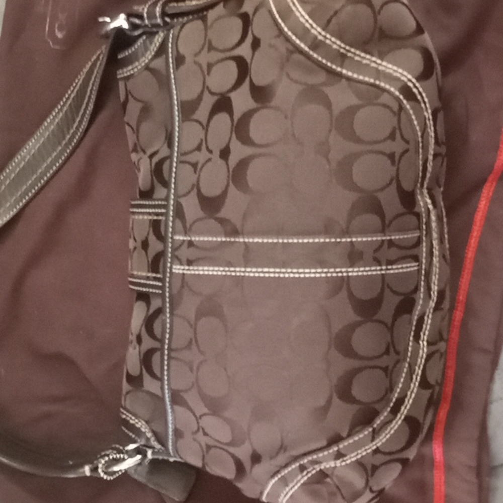 Coach handbag - Picture 2 of 9